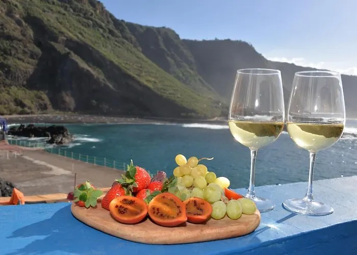 Beachfront Apartment - Tacoronte